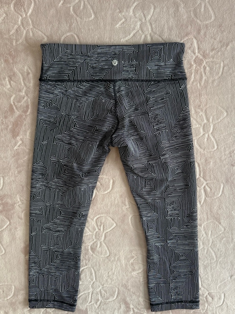 Lululemon Wunder Under Crop Leggings